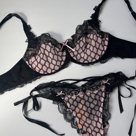 NWT Lise Charmel J'Avoue Rose and Black Bra and Panty Set - 32D / S - Picture 1 of 10
